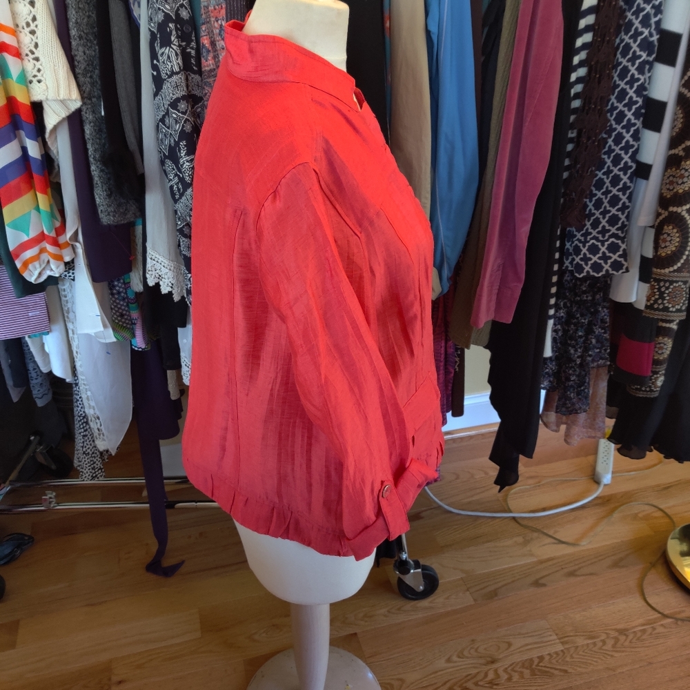 Open blouse shirt with quarter length sleeves